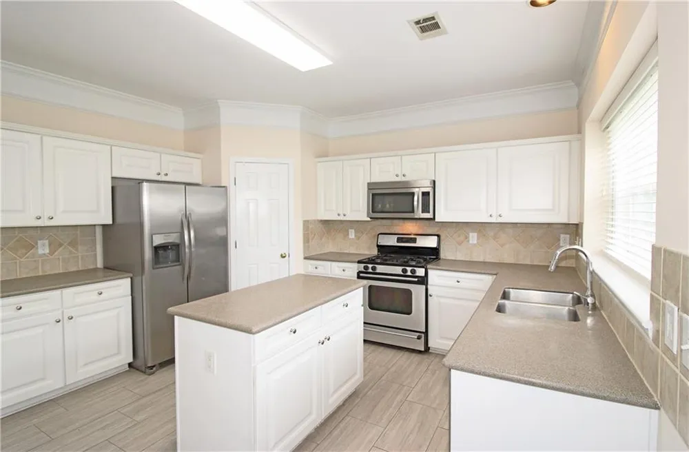 8155 Cavendish Place Johns Creek, GA 30024