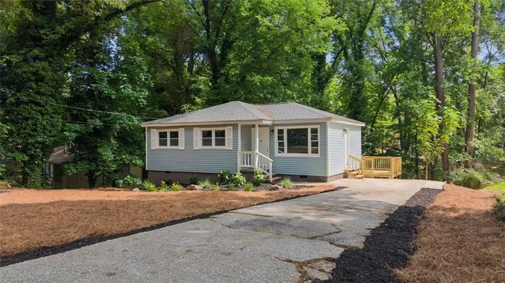 612 Hickory Trail Mableton, GA 30126