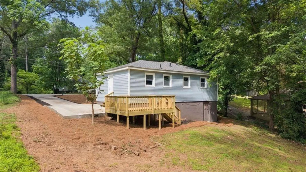 612 Hickory Trail Mableton, GA 30126