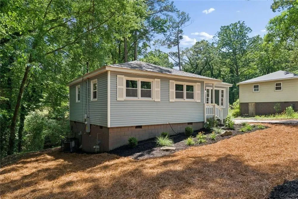 612 Hickory Trail Mableton, GA 30126