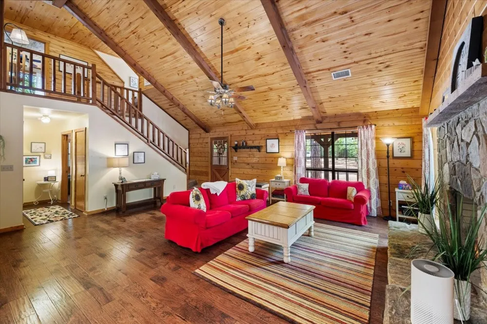 431 County Road 2487 Mineola, TX 75773