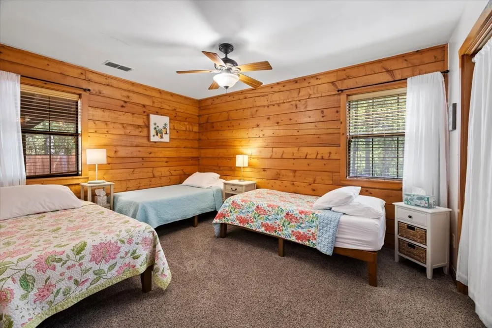 431 County Road 2487 Mineola, TX 75773