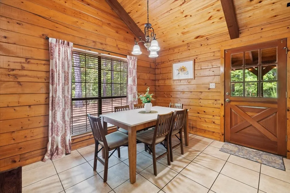 431 County Road 2487 Mineola, TX 75773