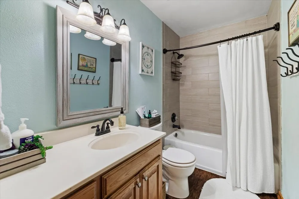 431 County Road 2487 Mineola, TX 75773