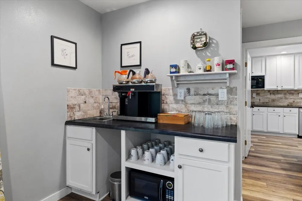 431 County Road 2487 Mineola, TX 75773