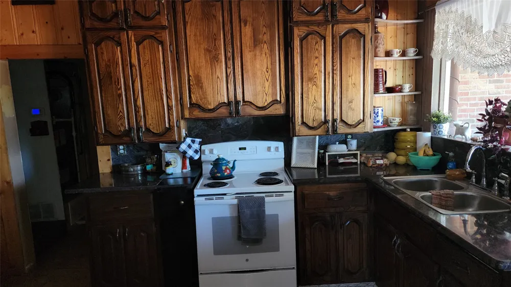 8617 Interstate 20 Eastland, TX 76448