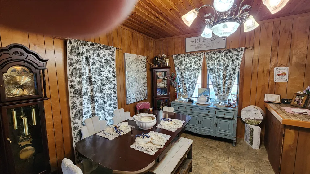 8617 Interstate 20 Eastland, TX 76448