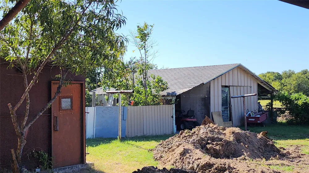 8617 Interstate 20 Eastland, TX 76448