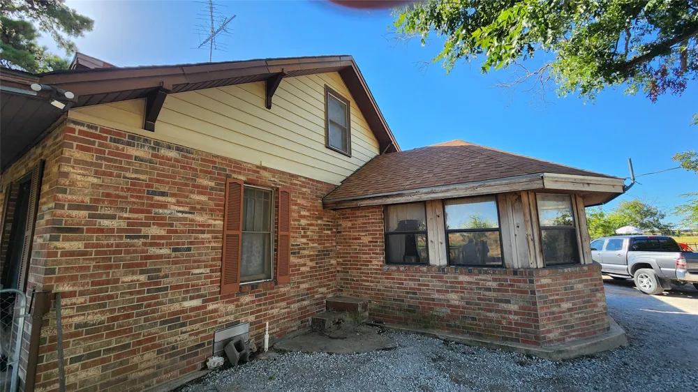 8617 Interstate 20 Eastland, TX 76448