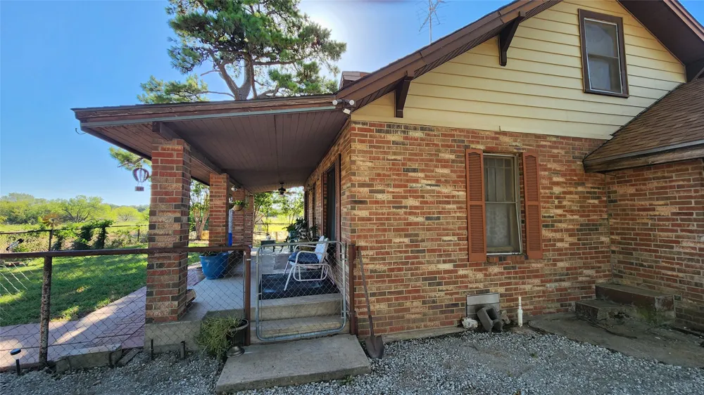 8617 Interstate 20 Eastland, TX 76448