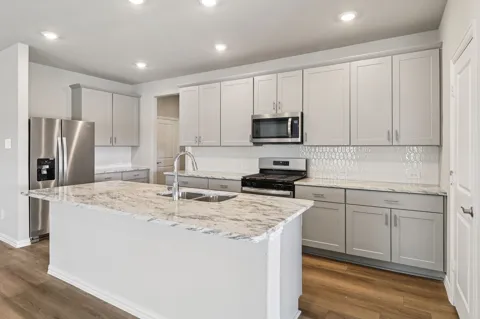 2122 Longchamp Lane