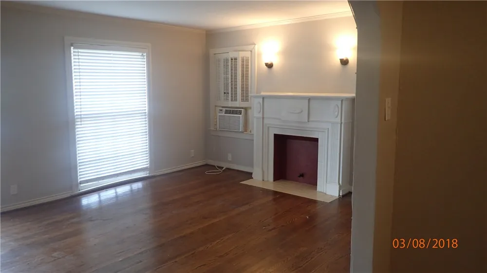 5824 Anita Street Dallas, TX 75206