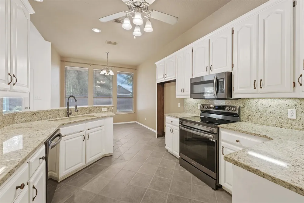 415 Valley View Lane Krum, TX 76249