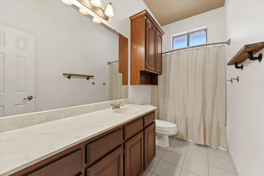 415 Valley View Lane Krum, TX 76249
