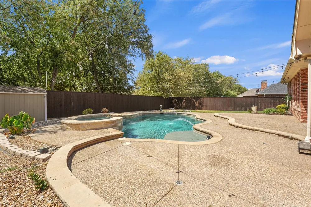 415 Valley View Lane Krum, TX 76249