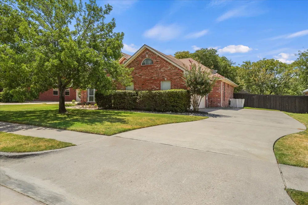 415 Valley View Lane Krum, TX 76249