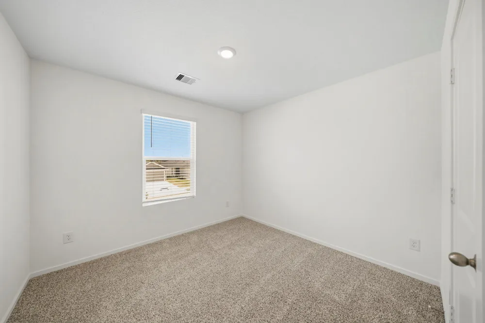 606 Broadway Street China, TX 77613