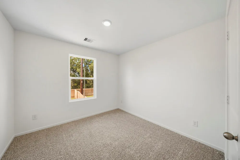 606 Broadway Street China, TX 77613