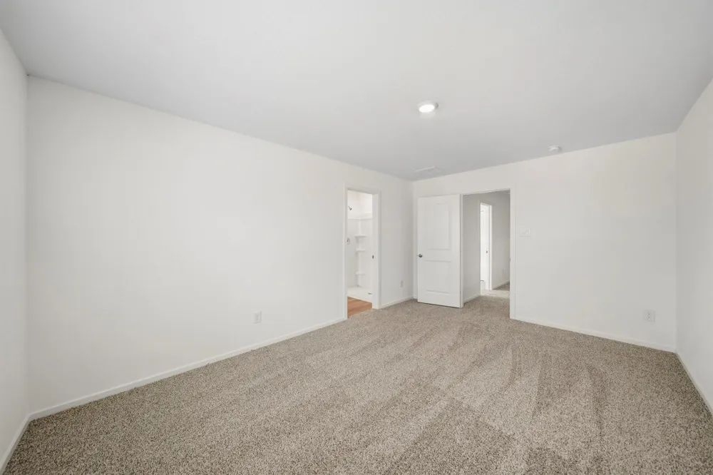 606 Broadway Street China, TX 77613