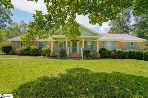103 Pinetree Circle