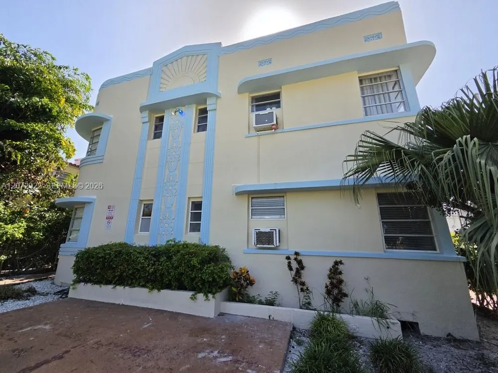 850 Jefferson Ave #12A Miami Beach, FL 33139