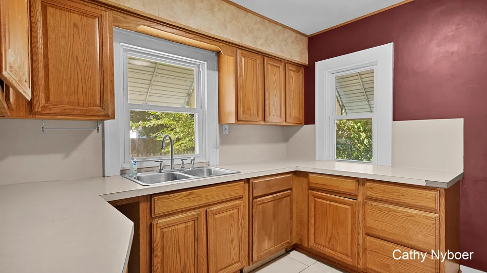 2451 Lamar Avenue SW Wyoming, MI 49519