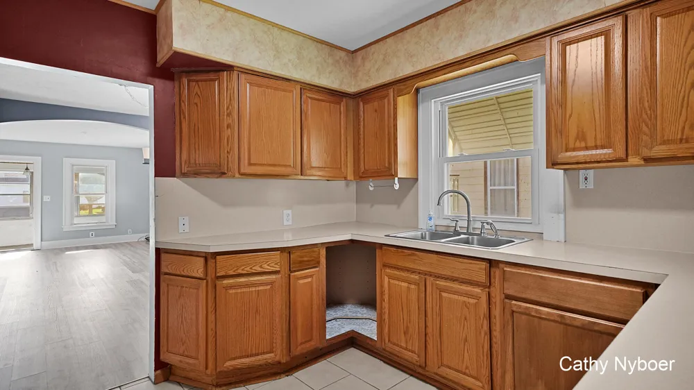 2451 Lamar Avenue SW Wyoming, MI 49519