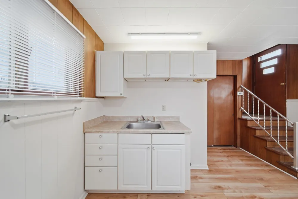 208 S Brown Street Jackson, MI 49203