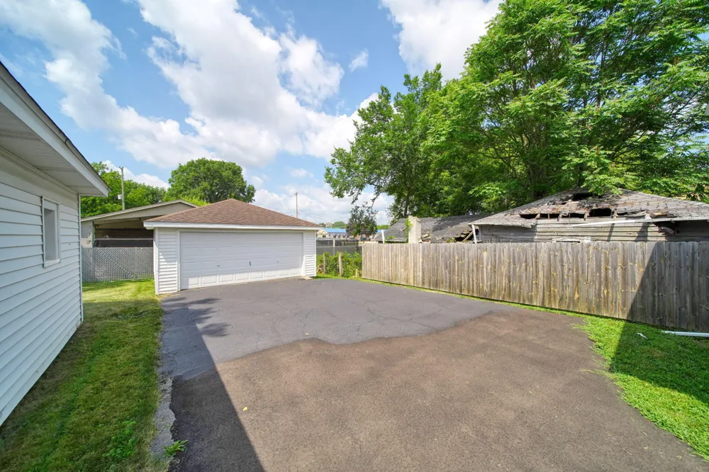208 S Brown Street Jackson, MI 49203