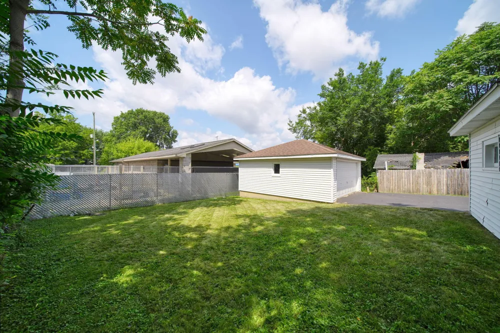 208 S Brown Street Jackson, MI 49203