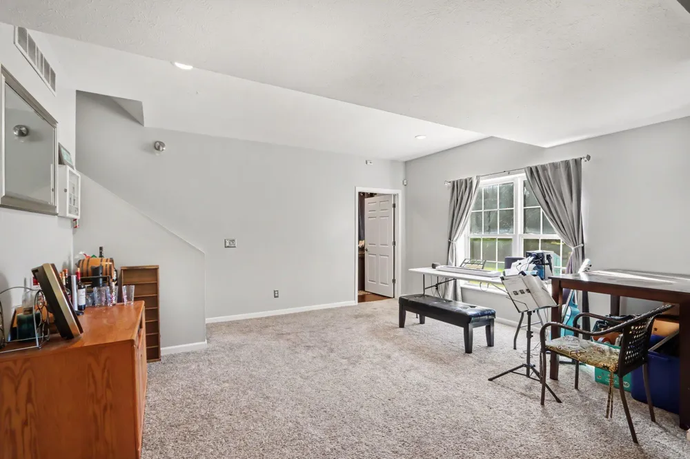 523 Alecia Avenue Kalamazoo, MI 49004