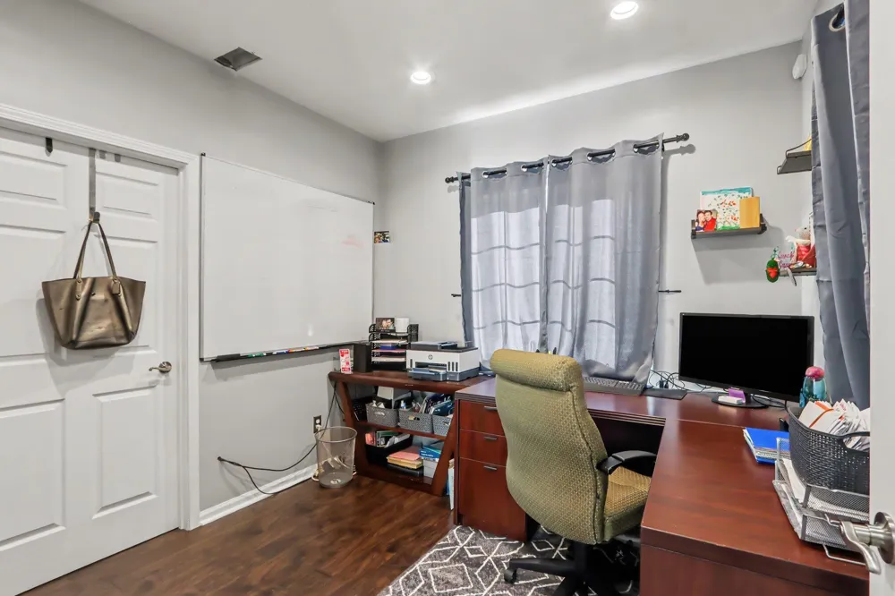 523 Alecia Avenue Kalamazoo, MI 49004