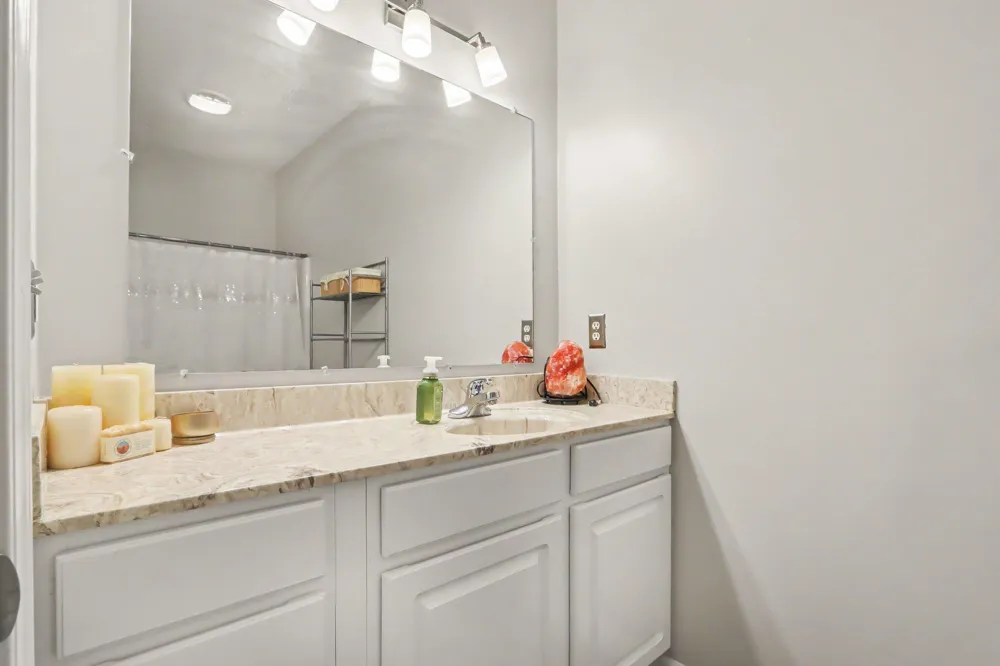 523 Alecia Avenue Kalamazoo, MI 49004