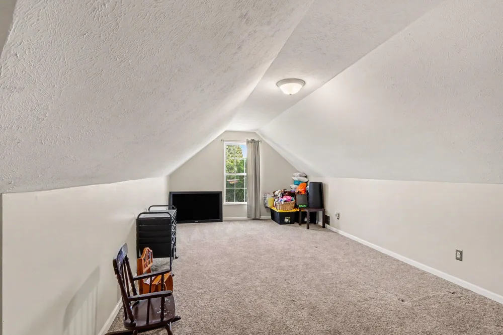 523 Alecia Avenue Kalamazoo, MI 49004
