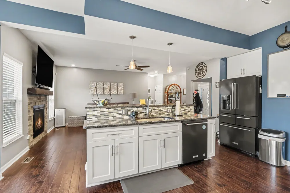 523 Alecia Avenue Kalamazoo, MI 49004