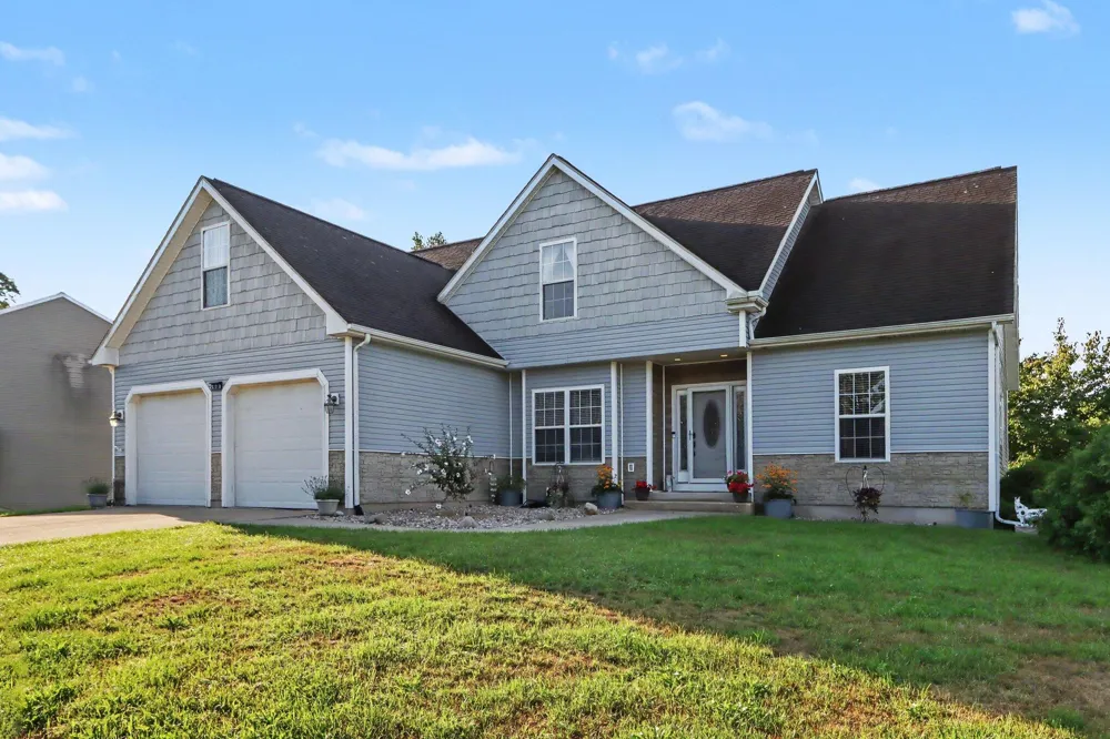 523 Alecia Avenue Kalamazoo, MI 49004