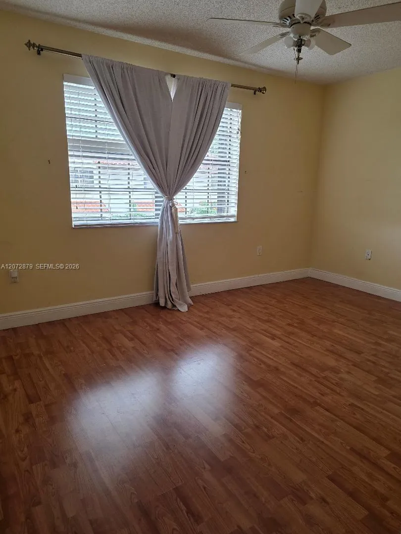 9872 Hammocks Blvd #105-51 Miami, FL 33196