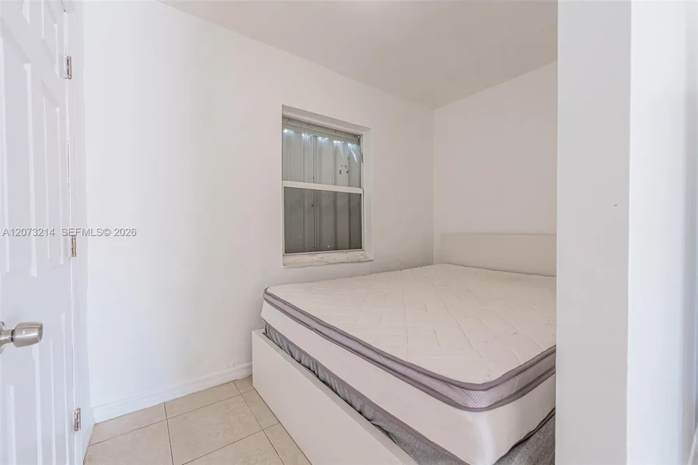 528 SW 21st Ave #A Miami, FL 33135