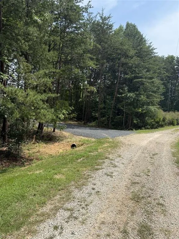 1011 Mill Ridge Road Providence, NC 27315