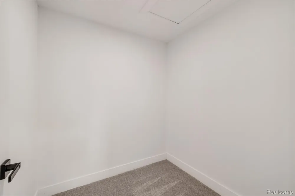 51707 Washington Street New Baltimore City, MI 48047