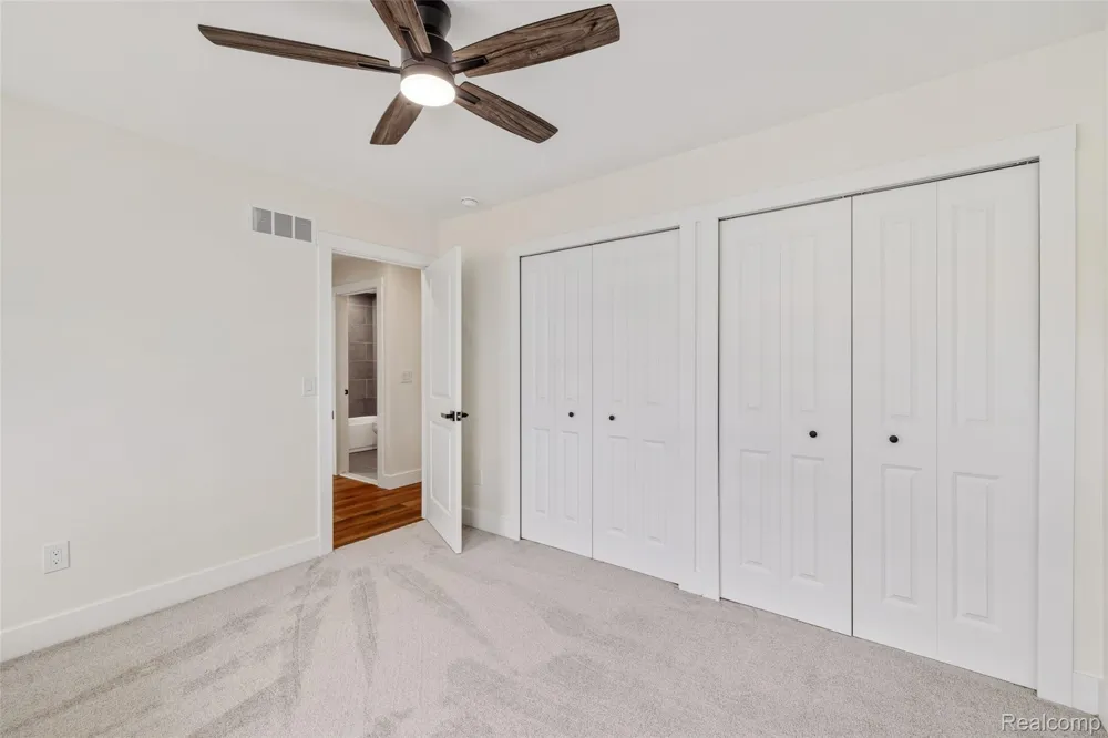 51707 Washington Street New Baltimore City, MI 48047