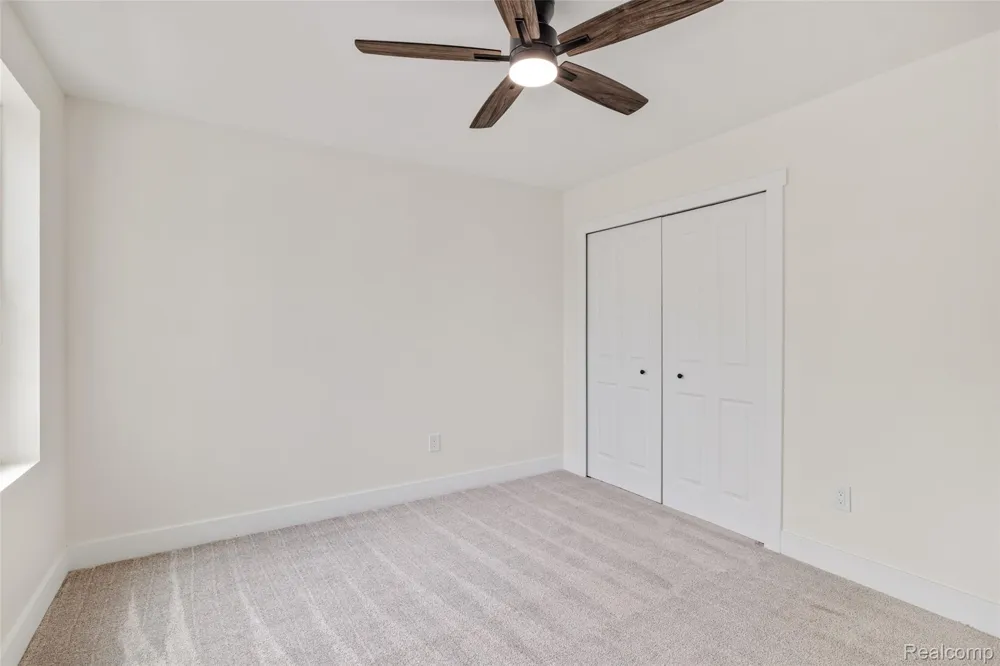 51707 Washington Street New Baltimore City, MI 48047