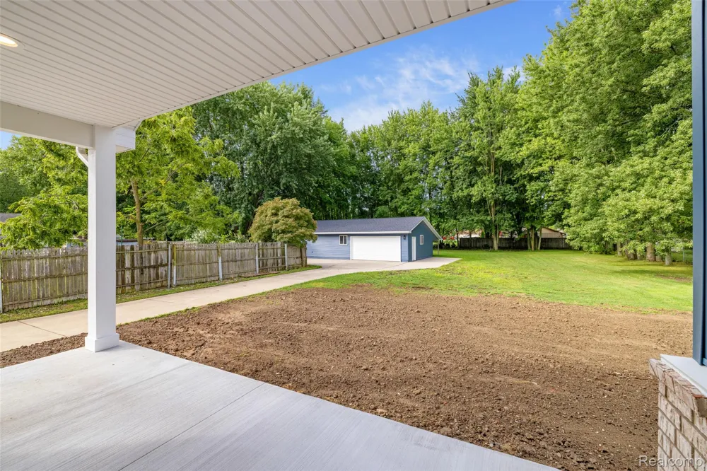 51707 Washington Street New Baltimore City, MI 48047