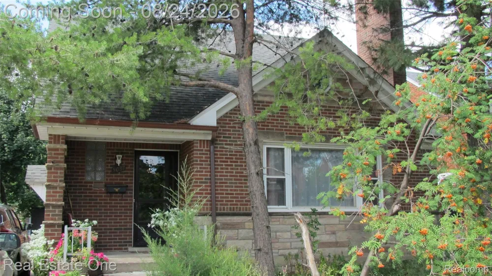 5037 Maple Street Dearborn City, MI 48126
