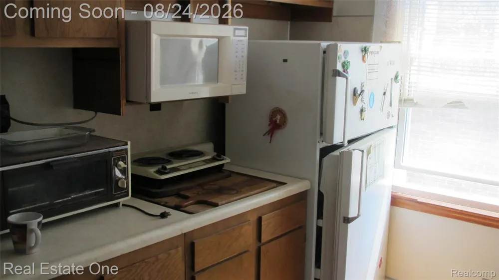 5037 Maple Street Dearborn City, MI 48126