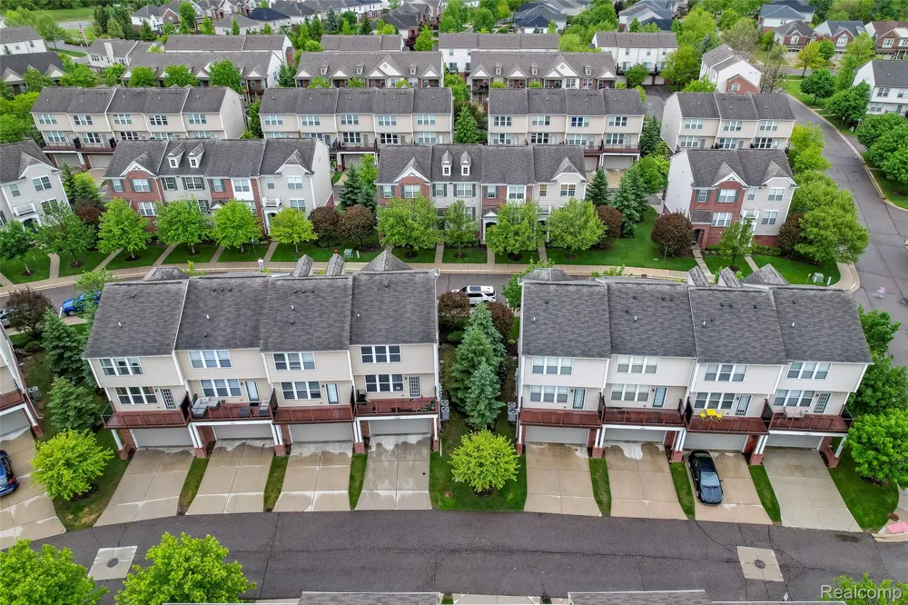 27974 Middleton Drive Novi City, MI 48377