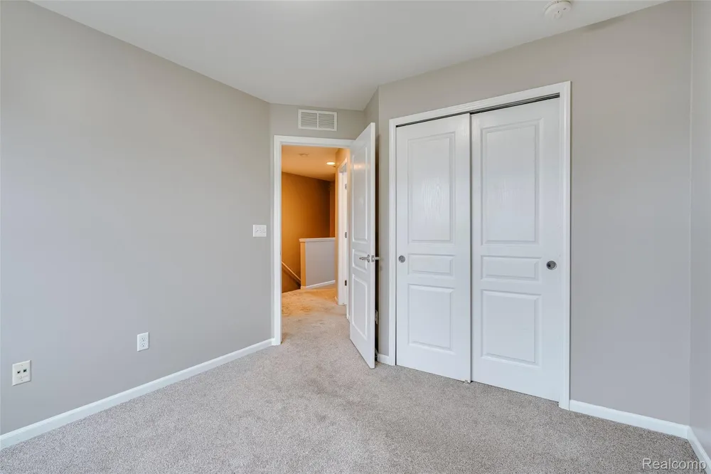 27974 Middleton Drive Novi City, MI 48377