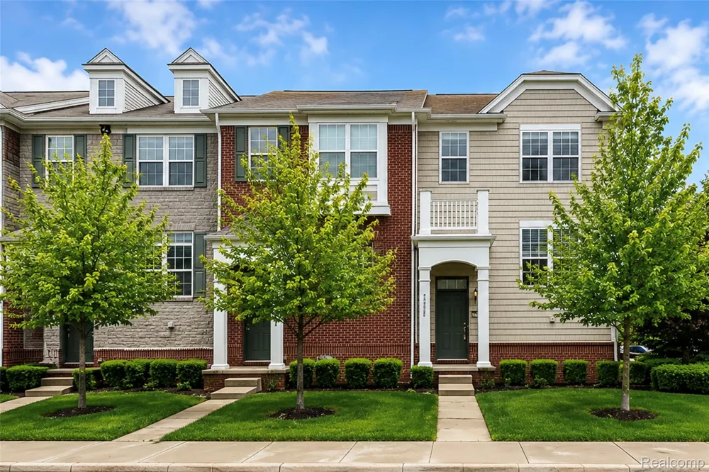 27974 Middleton Drive Novi City, MI 48377
