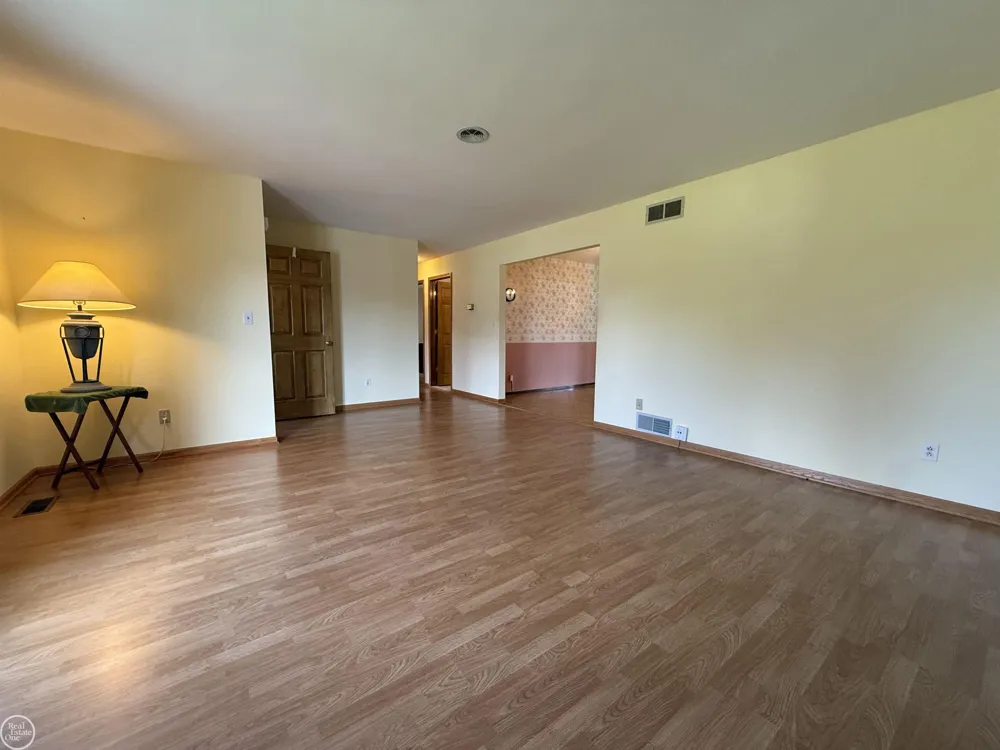 26250 South River Road Road Harrison Charter Township, MI 48045