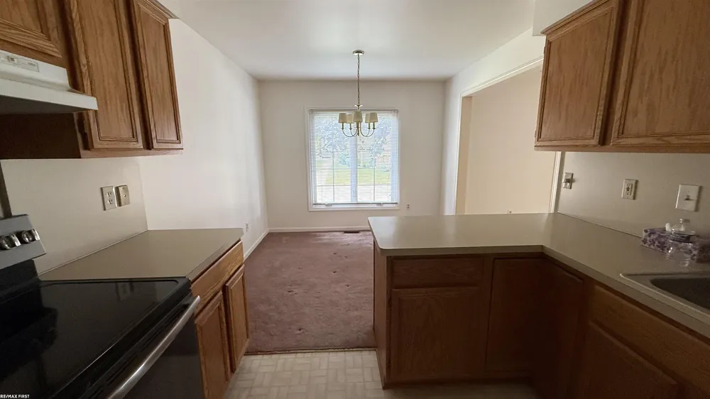 37515 Stonegate Circle Clinton Charter Township, MI 48036